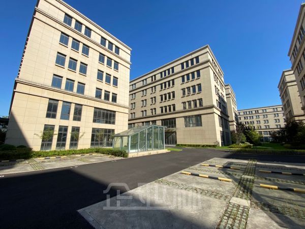 出租闵行3400平小独栋 高6米 展厅研发婚庆等