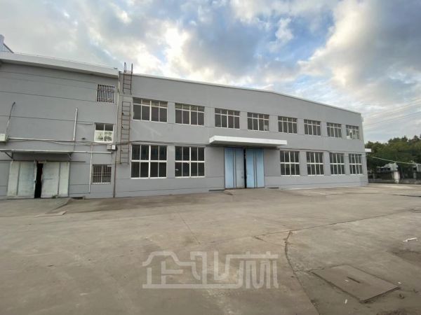 出租 松江104地块单层火车头2320平厂房 层高12米