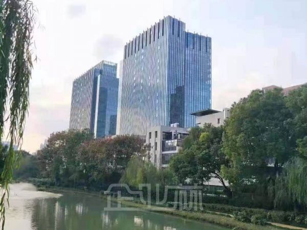 出售南翔独栋办公楼 面积160--352平 总价400万起售