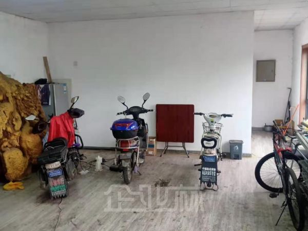 江东路有优质厂房配套办公室，总面积3500平方米