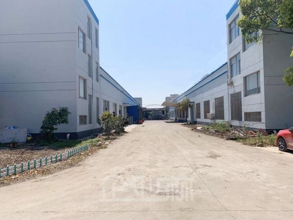 出租重固厂房3132平 高7米无立柱 可分割 104地块