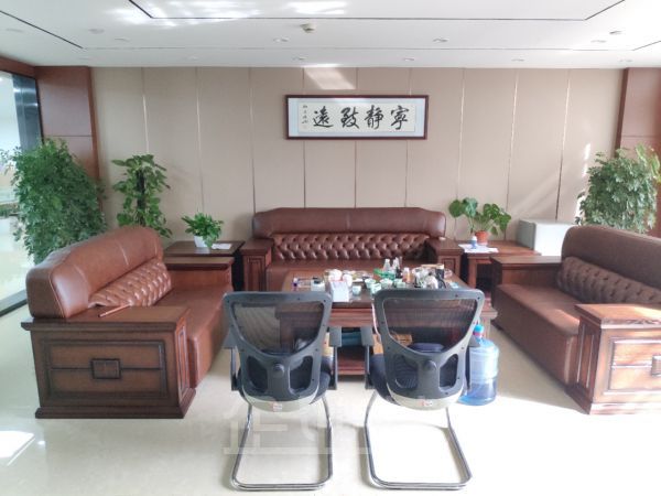 办公正门图