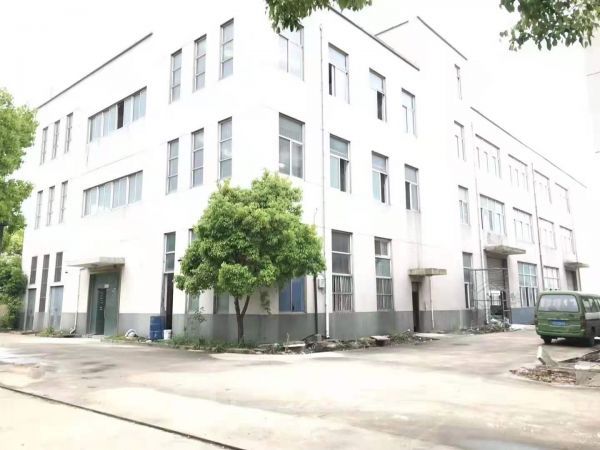 出租 松江区九亭镇盛富路4500平多层厂房 独门独院 场地宽敞