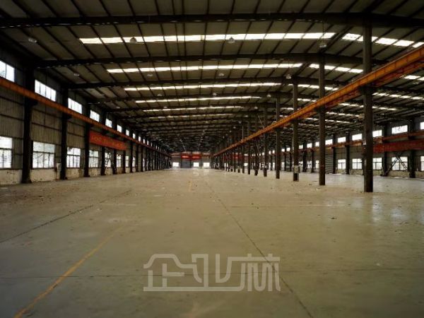 出租庄行厂房8800平 高12米带行车 0.9元 环评好办