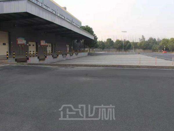 仓库正门图