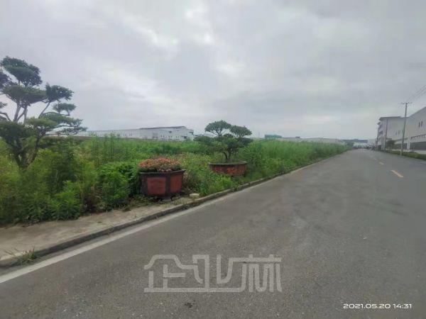 厂房正门图