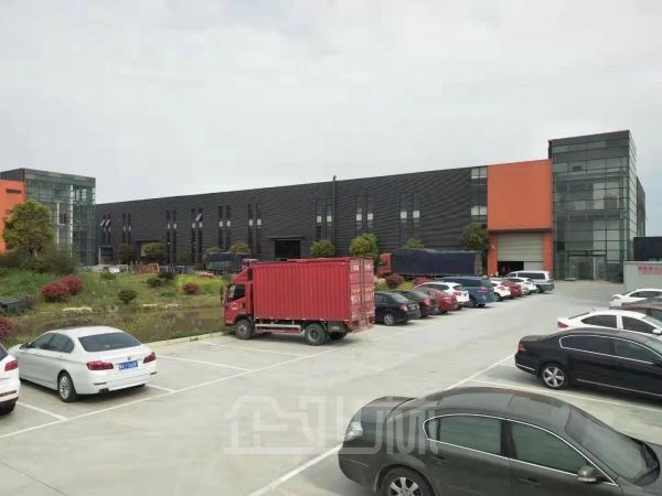 出租奉贤临港12米层高厂房,独门独院