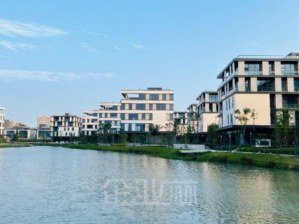 厂房内饰图
