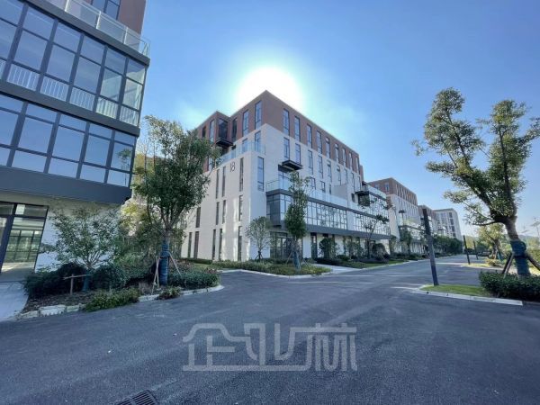 厂房内饰图