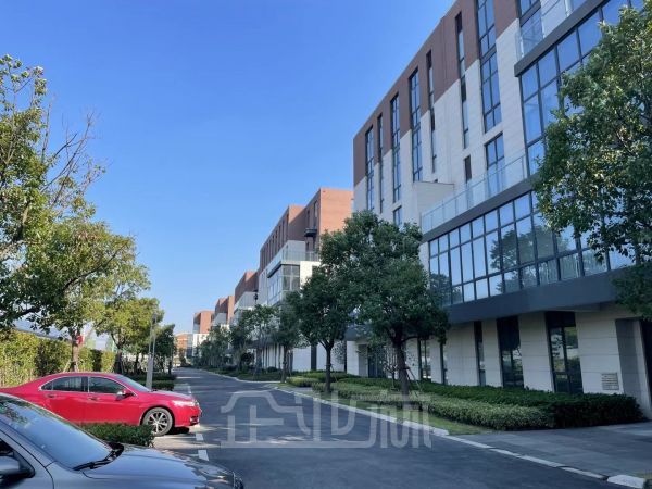 厂房内饰图