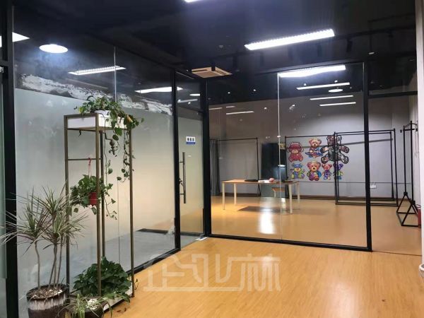 厂房内饰图