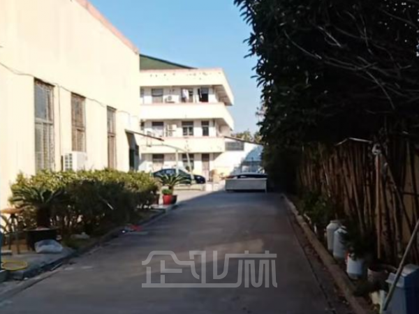 厂房正门图