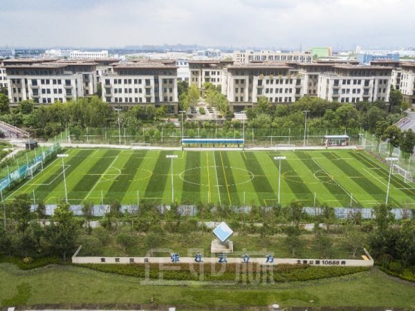 厂房正门图