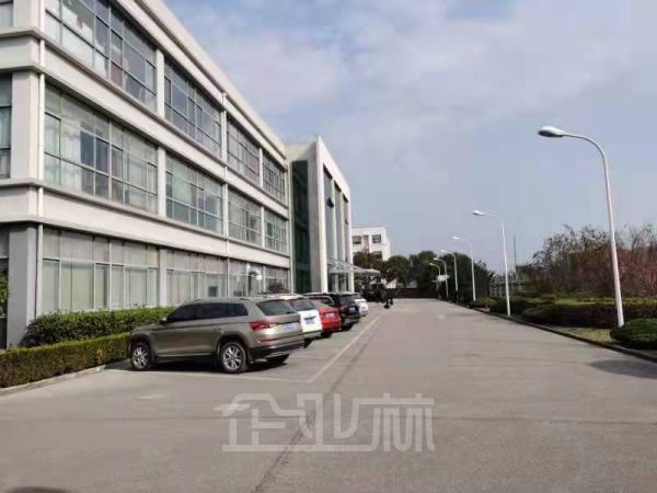 新出厂!104板块标准火车头·