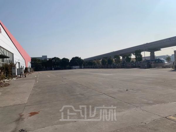 厂房正门图