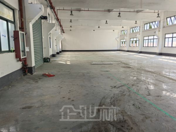 出租青浦华新底楼1200平8.5米机械厂房