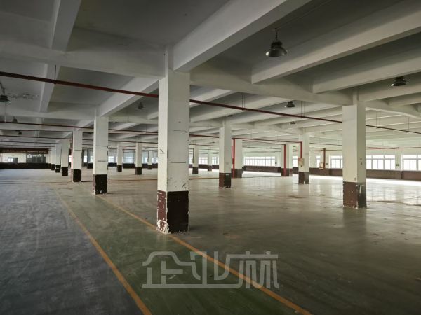 厂房正门图