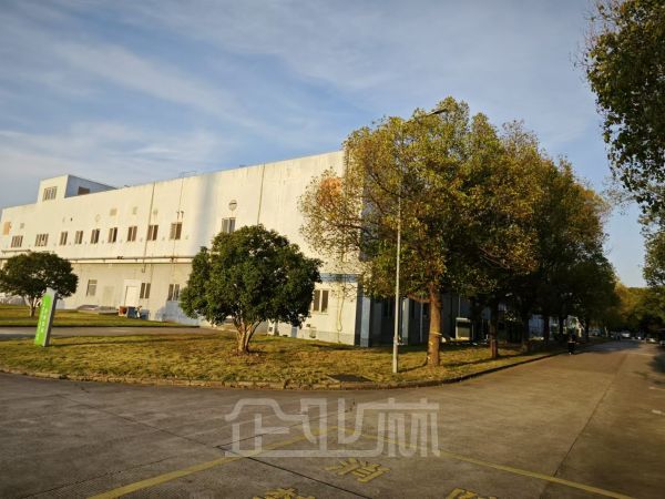 厂房内饰图