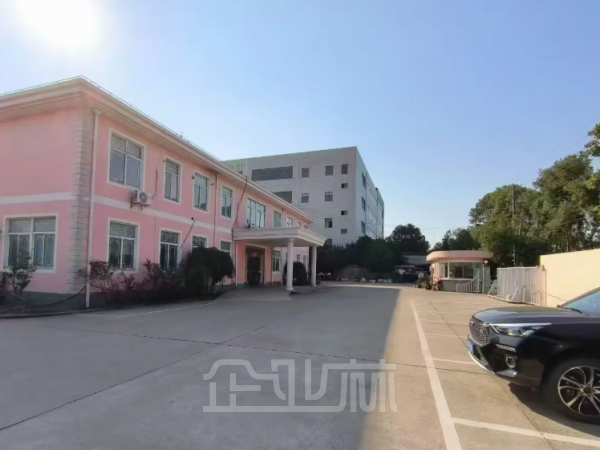 出租松江长塔路5200平独门独院单层厂房