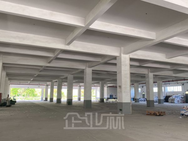 出租宝山区金汤宅路4700平厂房
