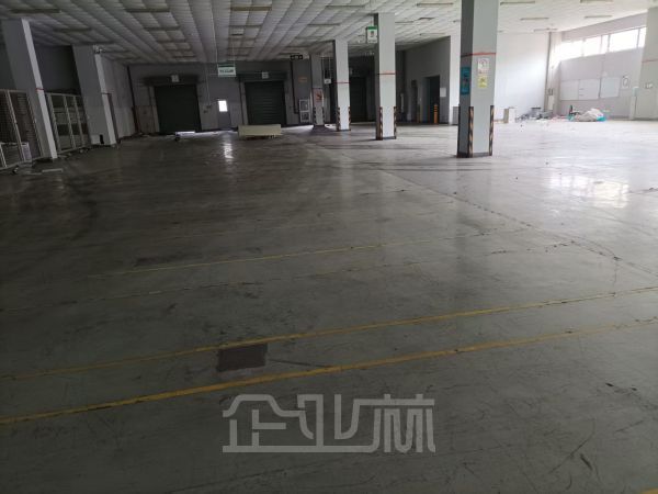 厂房正门图